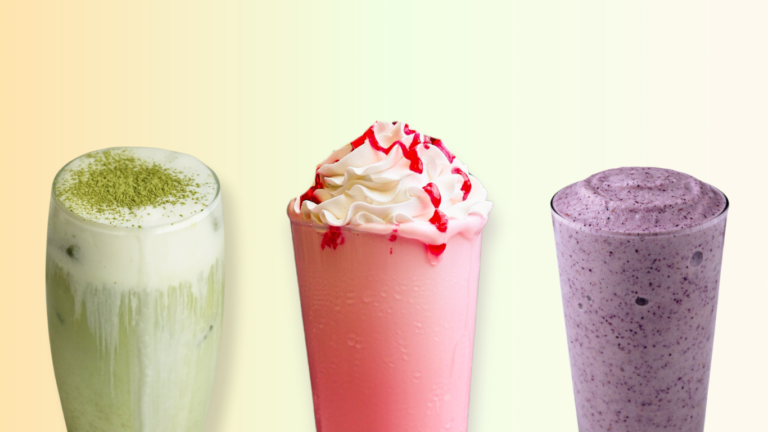 trois thés au lait colorés